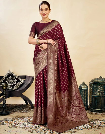 MySaree Premium Jacquard Saree – Regal Emerald Green Zari Border