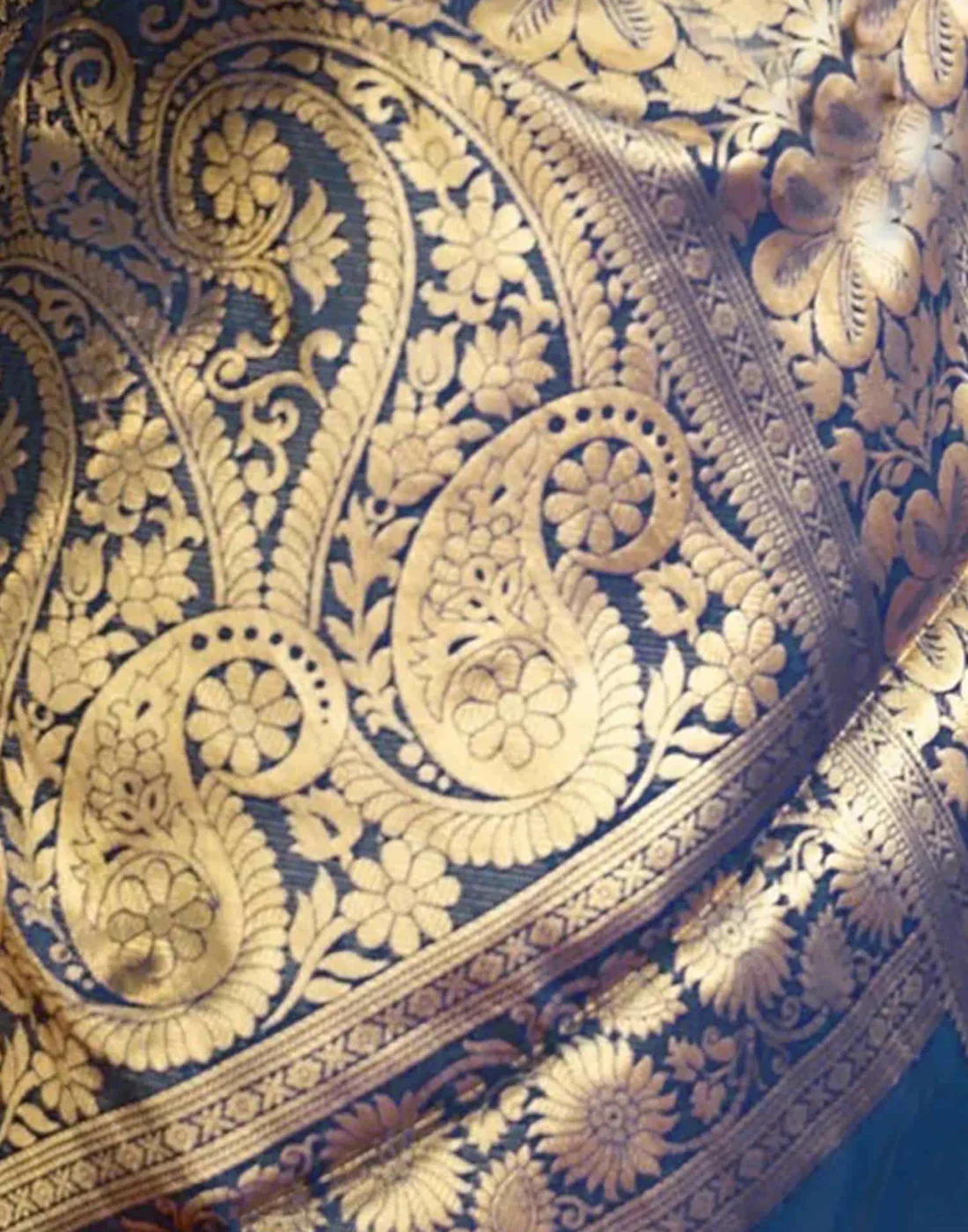 Mysaree Silk Saree — Morpinchh Royal Zari Elegance