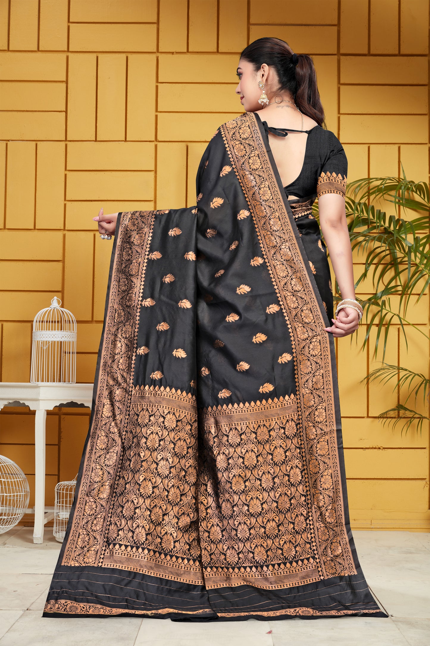 Mysaree Silk Saree — Royal Orchid Zari Elegance