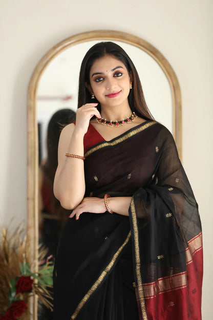 Mysaree Silk Saree — Midnight Grace Contrast Elegance